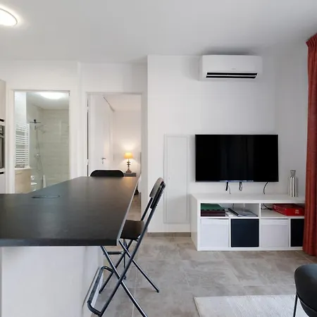 T2 Neuf Proche Et Apartamento
