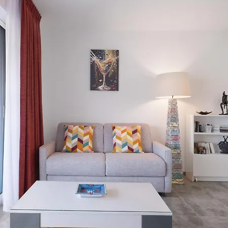 T2 Neuf Proche Et Apartamento